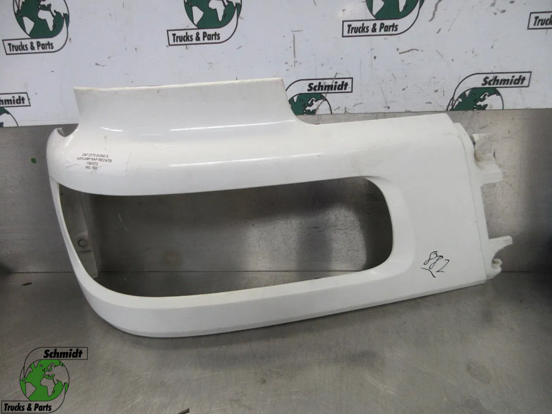 DAF 1363371 // 1363372 KOPLAMP RING DAF CF 75 EURO 5 RECHTS EN LINKS - Kabina i enterijer za Kamion: slika 1 DAF 1363371 // 1363372 KOPLAMP RING DAF CF 75 EURO 5 RECHTS EN LINKS - Kabina i enterijer za Kamion: slika 1