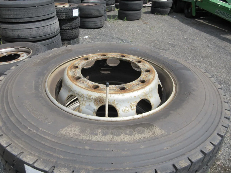 Goodyear 315/ 60 R 22.5 ACHTERBANDEN 4 X MET STAAL WIEL - Guma za Kamion: slika 4 Goodyear 315/ 60 R 22.5 ACHTERBANDEN 4 X MET STAAL WIEL - Guma za Kamion: slika 4