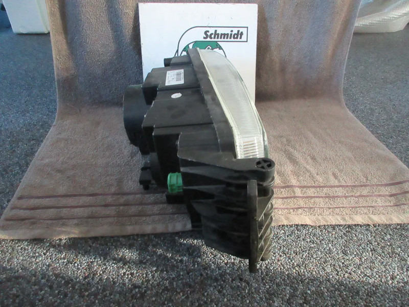 Iveco 5801745449 KOPLAMP HI WAY LED LAMP LINKS EURO 6 - Prednja svetla za Kamion: slika 2 Iveco 5801745449 KOPLAMP HI WAY LED LAMP LINKS EURO 6 - Prednja svetla za Kamion: slika 2