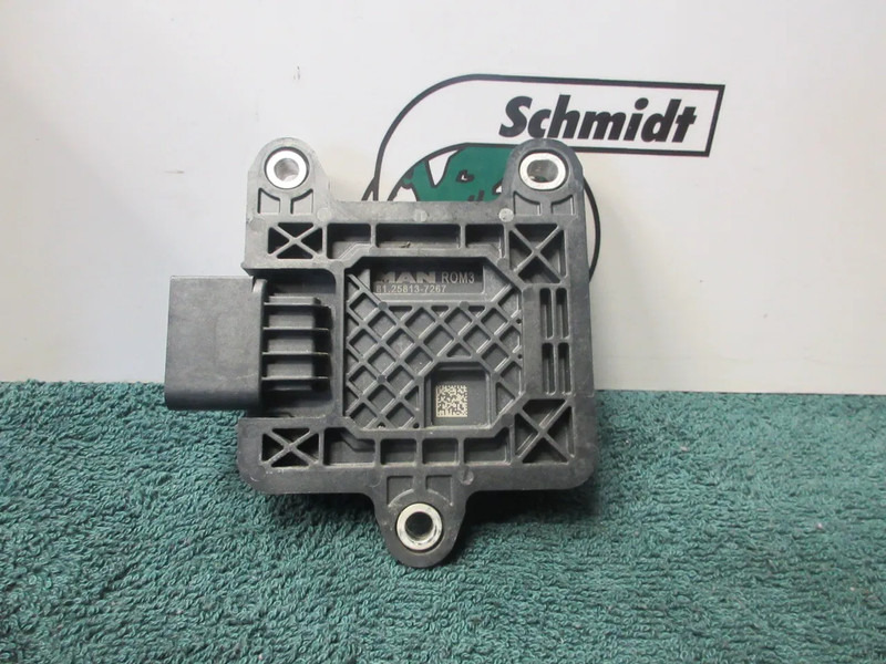 MAN 81.25813-7267 ROM3 RADAR MODULEN MAN 18.520 EURO 6 MODEL 2024 - Električni sistem za Kamion: slika 2 MAN 81.25813-7267 ROM3 RADAR MODULEN MAN 18.520 EURO 6 MODEL 2024 - Električni sistem za Kamion: slika 2