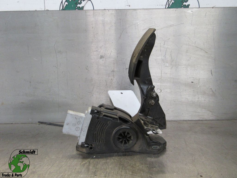 MAN 81.25970-6103 Gaspedaal - Pedala za Kamion: slika 1 MAN 81.25970-6103 Gaspedaal - Pedala za Kamion: slika 1
