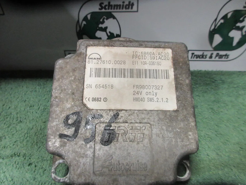 MAN 81.27610-0028 RADAR SENSOR MAN 18.440 TGX EURO 6 MODEL 2016 - Električni sistem za Kamion: slika 2 MAN 81.27610-0028 RADAR SENSOR MAN 18.440 TGX EURO 6 MODEL 2016 - Električni sistem za Kamion: slika 2