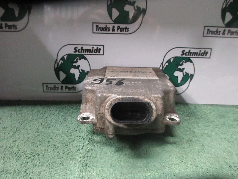 MAN 81.27610-0028 RADAR SENSOR MAN 18.440 TGX EURO 6 MODEL 2016 - Električni sistem za Kamion: slika 5 MAN 81.27610-0028 RADAR SENSOR MAN 18.440 TGX EURO 6 MODEL 2016 - Električni sistem za Kamion: slika 5