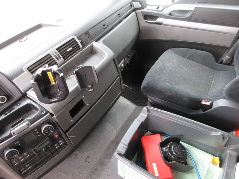 Kabina i enterijer za Kamion MAN MAN 18.250 TGM 18.250 EURO 6 CABINE MODEL 2018: slika 7