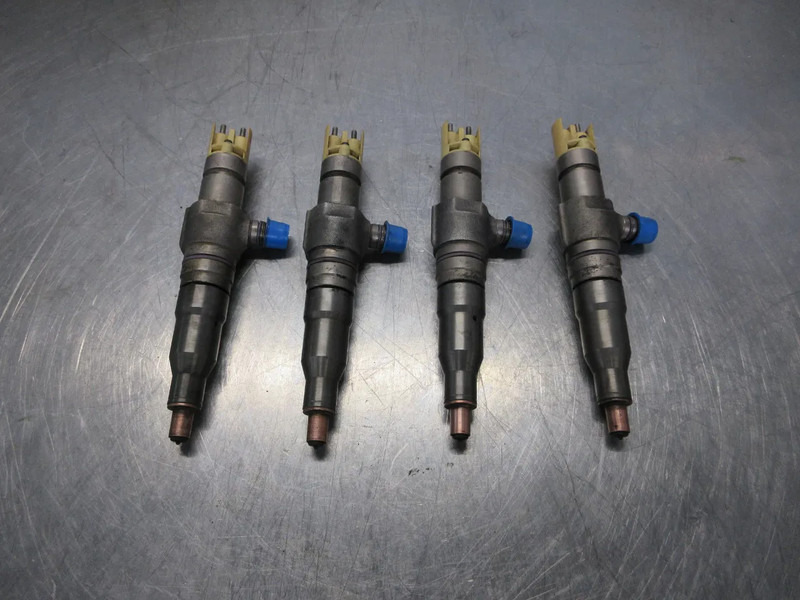 Mercedes-Benz A 936 070 17 87 // A 936 070 21 87 // A 936 178 70 02 INJECTORS DEMO MERCEDES OM 936LA EURO 6 - Filter za gorivo za Kamion: slika 5 Mercedes-Benz A 936 070 17 87 // A 936 070 21 87 // A 936 178 70 02 INJECTORS DEMO MERCEDES OM 936LA EURO 6 - Filter za gorivo za Kamion: slika 5