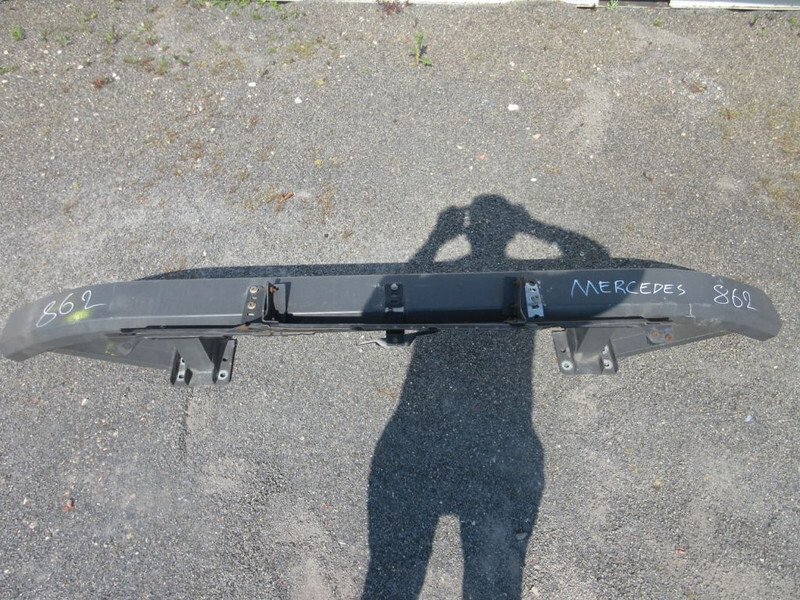 Mercedes-Benz A 960 666 06 11 BUMPER BALK MERCEDES MP 4 EURO 6 - Ram/ Šasija za Kamion: slika 3 Mercedes-Benz A 960 666 06 11 BUMPER BALK MERCEDES MP 4 EURO 6 - Ram/ Šasija za Kamion: slika 3