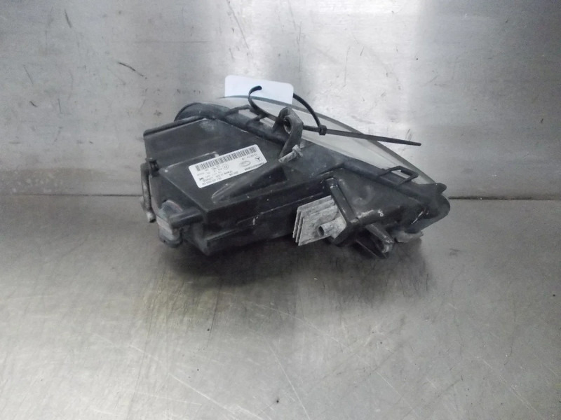 Mercedes-Benz ACTROS A 960 820 06 56 KOPLAMP RECHTS EURO 6 - Prednja svetla za Kamion: slika 2 Mercedes-Benz ACTROS A 960 820 06 56 KOPLAMP RECHTS EURO 6 - Prednja svetla za Kamion: slika 2