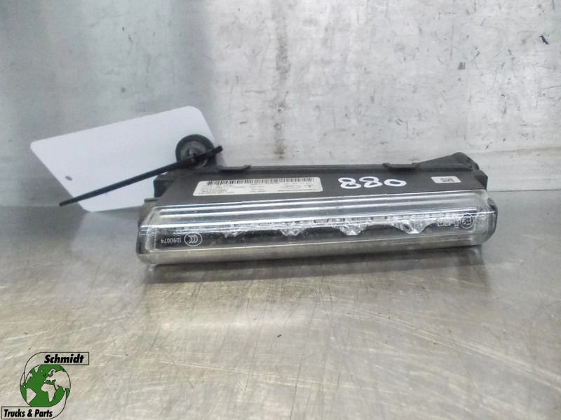 Mercedes-Benz ACTROS A 960 820 32 56 LED MODULE RECHTS EURO 6 - Prednja svetla za Kamion: slika 1 Mercedes-Benz ACTROS A 960 820 32 56 LED MODULE RECHTS EURO 6 - Prednja svetla za Kamion: slika 1