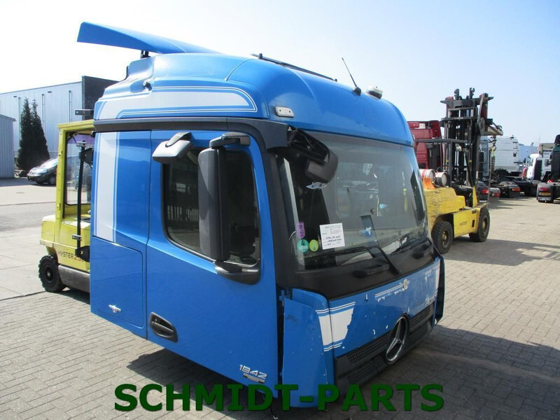 Mercedes-Benz Actros Mp4 Cabine - Kabina i enterijer za Kamion: slika 2 Mercedes-Benz Actros Mp4 Cabine - Kabina i enterijer za Kamion: slika 2