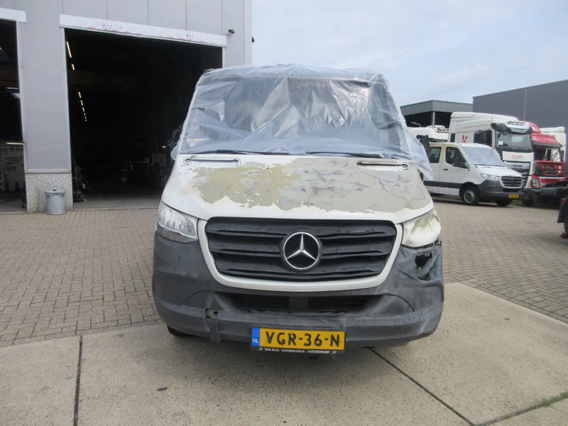 Mercedes-Benz MERCEDES SPRINTER CABINE COMPLEET ZONDER ACHTERCHASSIS - Kabina i enterijer za Dostavno vozilo: slika 3 Mercedes-Benz MERCEDES SPRINTER CABINE COMPLEET ZONDER ACHTERCHASSIS - Kabina i enterijer za Dostavno vozilo: slika 3