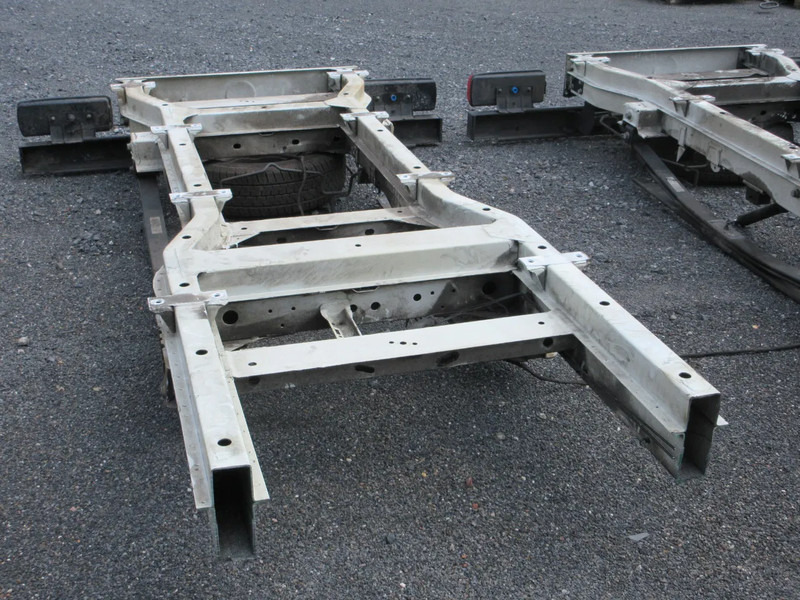 Mercedes-Benz SPRINTER CHASSIS 2 X OP VOORRAAD 515 & 516 MODEL 2023 - Ram/ Šasija za Dostavno vozilo: slika 5 Mercedes-Benz SPRINTER CHASSIS 2 X OP VOORRAAD 515 & 516 MODEL 2023 - Ram/ Šasija za Dostavno vozilo: slika 5