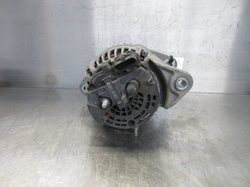 Renault 7421304674 // 7485013209 // 7485019209 DYNAMO RENAULT T 520 EURO 6 - Alternator za Kamion: slika 3 Renault 7421304674 // 7485013209 // 7485019209 DYNAMO RENAULT T 520 EURO 6 - Alternator za Kamion: slika 3