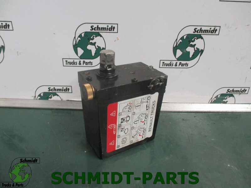 Renault 7421726535 Kantel Pomp - Hidraulika za Kamion: slika 1 Renault 7421726535 Kantel Pomp - Hidraulika za Kamion: slika 1