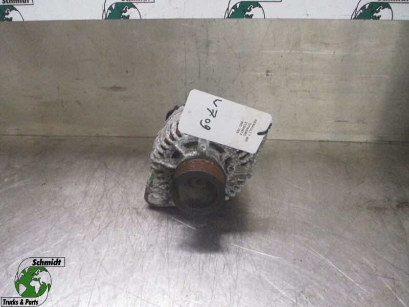 Renault T SERIE 21304674 DYNAMO - Alternator za Kamion: slika 1 Renault T SERIE 21304674 DYNAMO - Alternator za Kamion: slika 1
