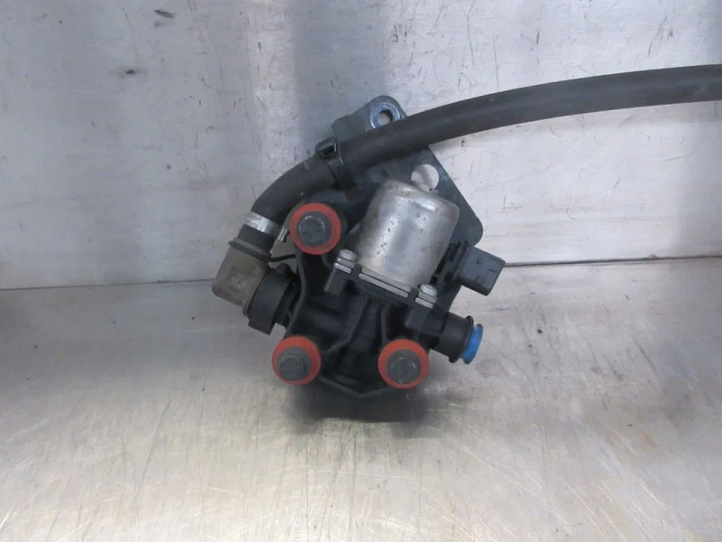 Scania 2125646 AD BLUE DOSEERMODULE SCANIA S 450 NGS EURO 6 - Prigušivač/ Izduvni sistem za Kamion: slika 2 Scania 2125646 AD BLUE DOSEERMODULE SCANIA S 450 NGS EURO 6 - Prigušivač/ Izduvni sistem za Kamion: slika 2