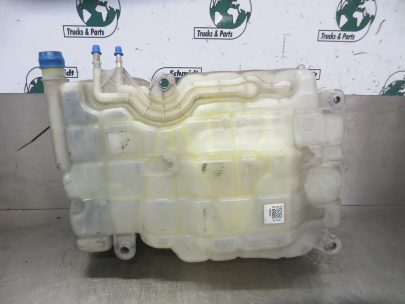 Scania 2277077 SCANIA S 450 NGS Expansiereservoir MODEL 2021 - Ekspanziona posuda za Kamion: slika 4 Scania 2277077 SCANIA S 450 NGS Expansiereservoir MODEL 2021 - Ekspanziona posuda za Kamion: slika 4