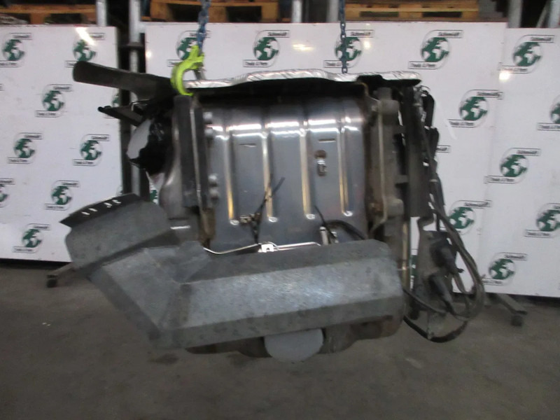 Scania 2541853 // 2309027 KATALISATOR SCANIA S 450 NGS MODEL 2020 - Katalizator za Kamion: slika 4 Scania 2541853 // 2309027 KATALISATOR SCANIA S 450 NGS MODEL 2020 - Katalizator za Kamion: slika 4