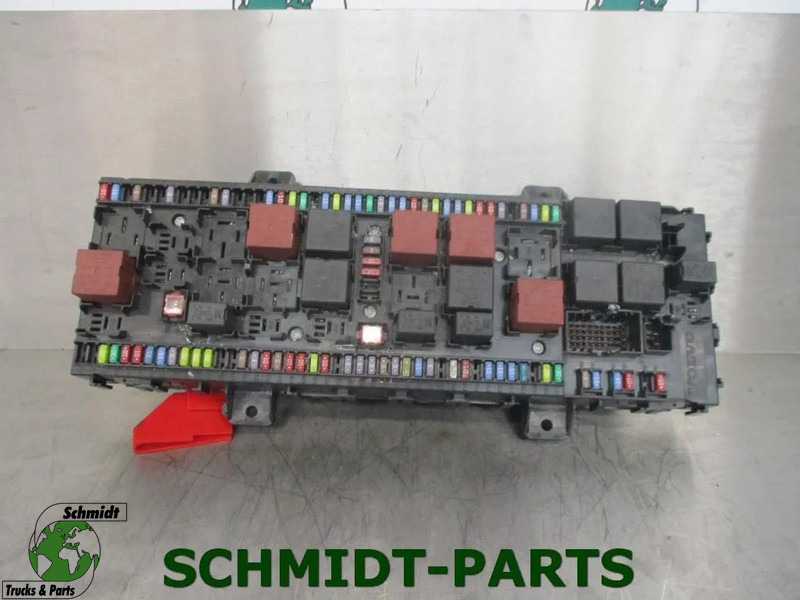 Volvo 21936560 Zekeringkast - Električni sistem za Kamion: slika 1 Volvo 21936560 Zekeringkast - Električni sistem za Kamion: slika 1