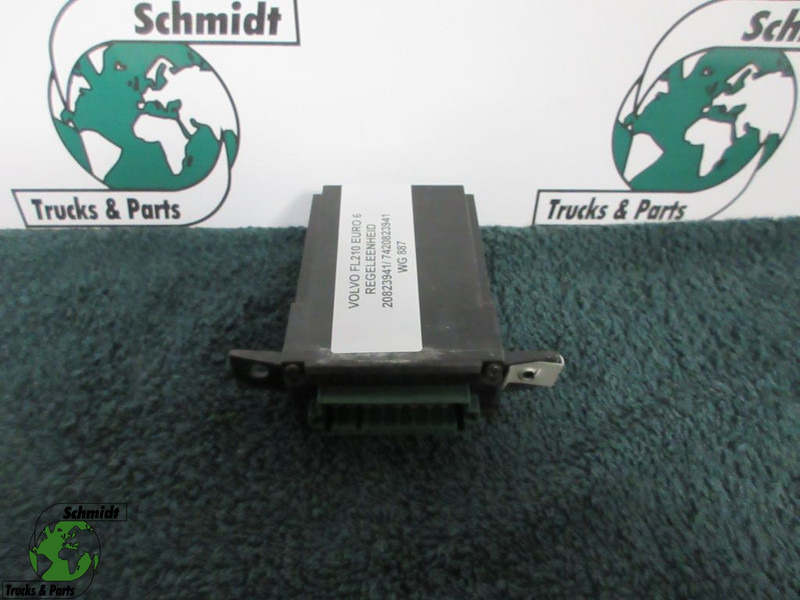 Volvo FL210 20823941 / 7420823941 REGELEENHEID EURO 6 - Električni sistem za Kamion: slika 1 Volvo FL210 20823941 / 7420823941 REGELEENHEID EURO 6 - Električni sistem za Kamion: slika 1