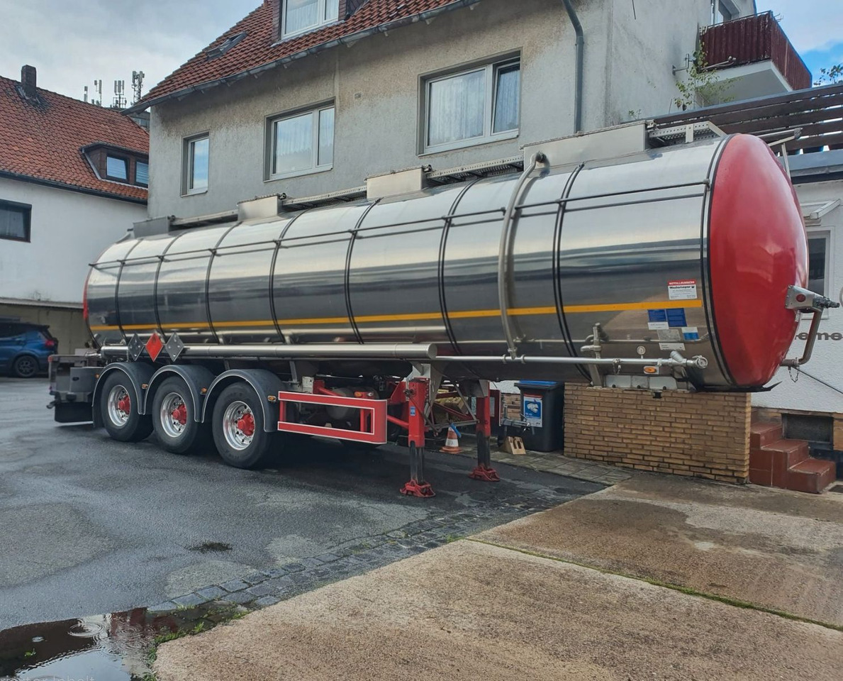 Kässbohrer Chemie Zulassung + Gefahren immer nur ALKOHOL - Poluprikolica cisterna: slika 1 Kässbohrer Chemie Zulassung + Gefahren immer nur ALKOHOL - Poluprikolica cisterna: slika 1