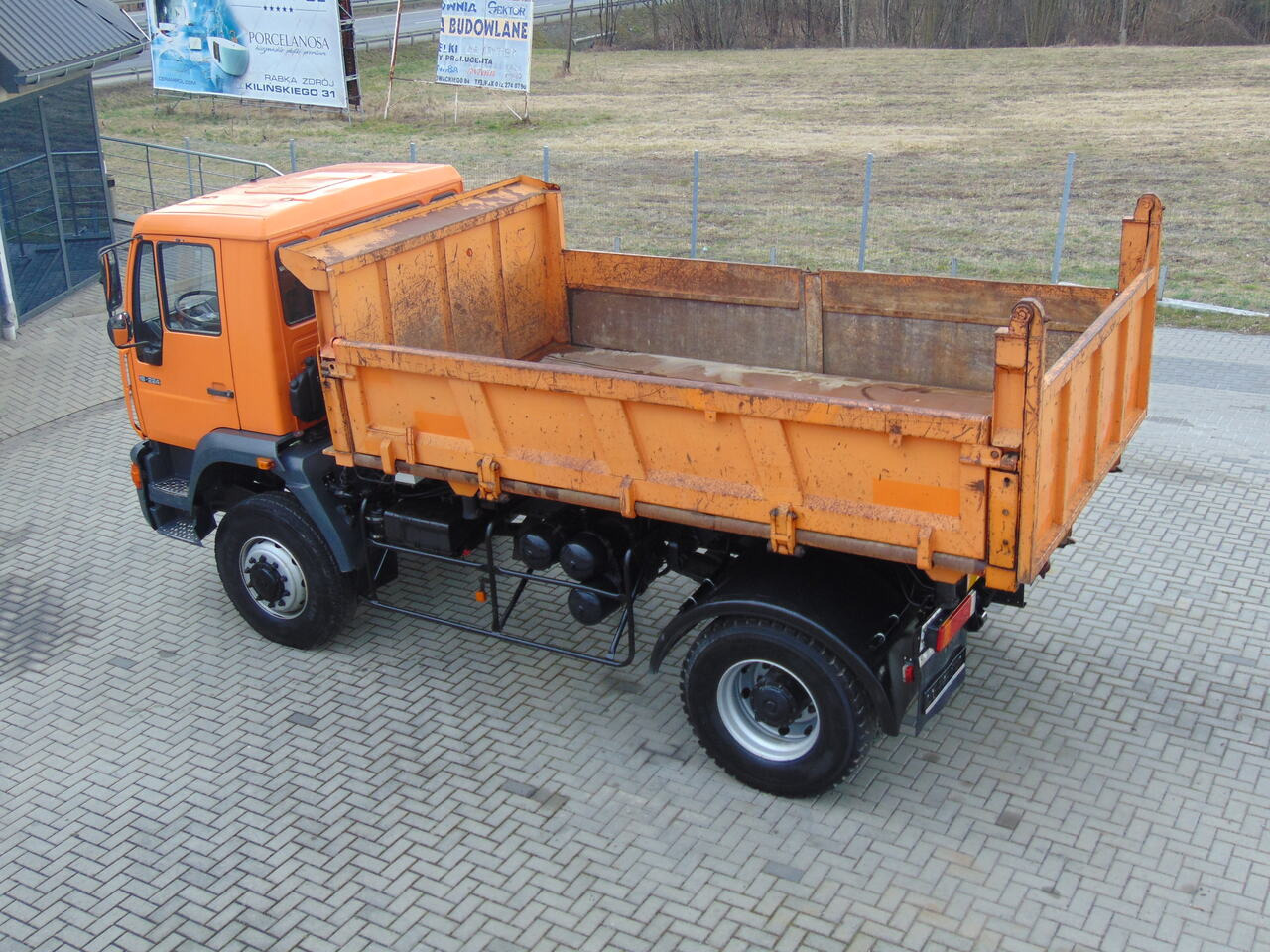 Istovarivač MAN 18-224 4x4 KIPER: slika 9