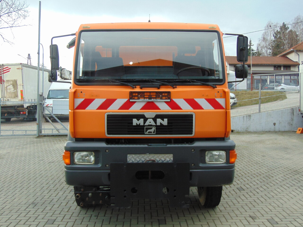 Istovarivač MAN 18-224 4x4 KIPER: slika 7
