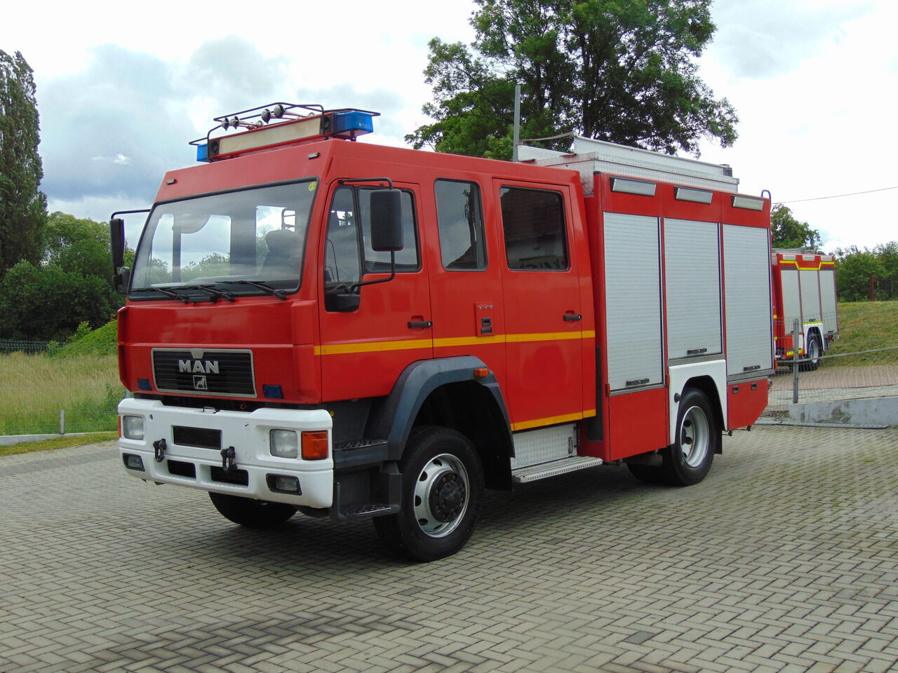 MAN LE14.260 4x4 MAGIRUS - Vatrogasni kamion: slika 1 MAN LE14.260 4x4 MAGIRUS - Vatrogasni kamion: slika 1