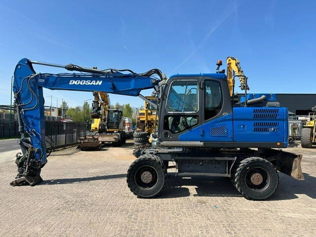 Doosan DX170W - Bager točkaš: slika 1 Doosan DX170W - Bager točkaš: slika 1