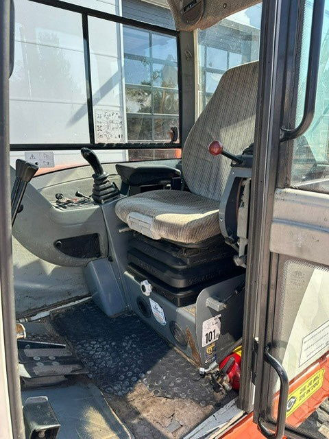 Bager guseničar Terex TC125: slika 7