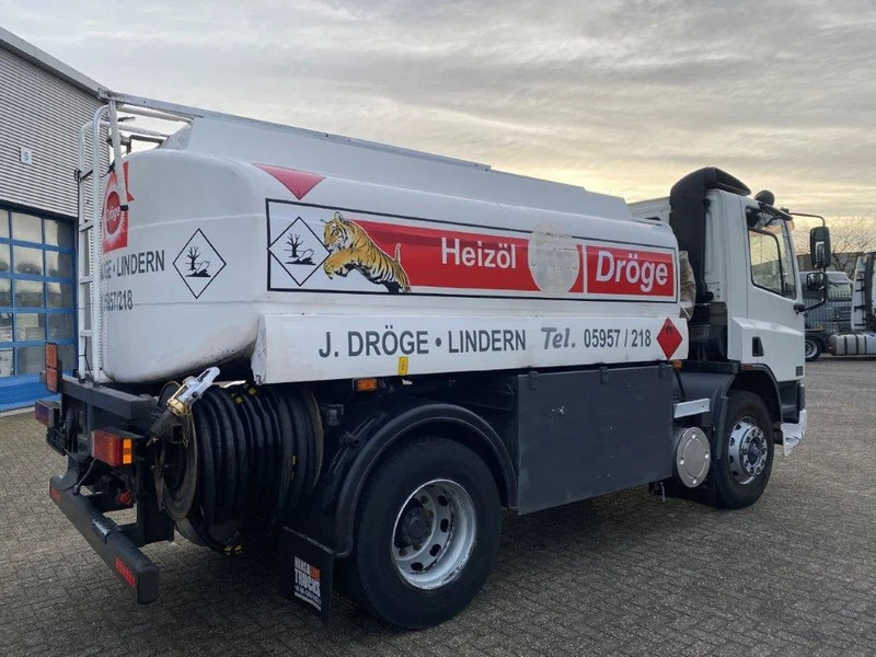 DAF 65CF-240 / FULL STEEL / POMP / 3 COMPARTIMENTS / 8350 LITER / ONLY:25969 KM / EURO-2 / MANUAL / GOOD CONDITION - Kamion cisterna: slika 5 DAF 65CF-240 / FULL STEEL / POMP / 3 COMPARTIMENTS / 8350 LITER / ONLY:25969 KM / EURO-2 / MANUAL / GOOD CONDITION - Kamion cisterna: slika 5