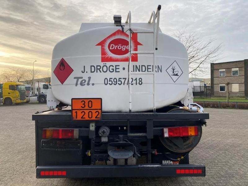 DAF 65CF-240 / FULL STEEL / POMP / 3 COMPARTIMENTS / 8350 LITER / ONLY:25969 KM / EURO-2 / MANUAL / GOOD CONDITION - Kamion cisterna: slika 4 DAF 65CF-240 / FULL STEEL / POMP / 3 COMPARTIMENTS / 8350 LITER / ONLY:25969 KM / EURO-2 / MANUAL / GOOD CONDITION - Kamion cisterna: slika 4