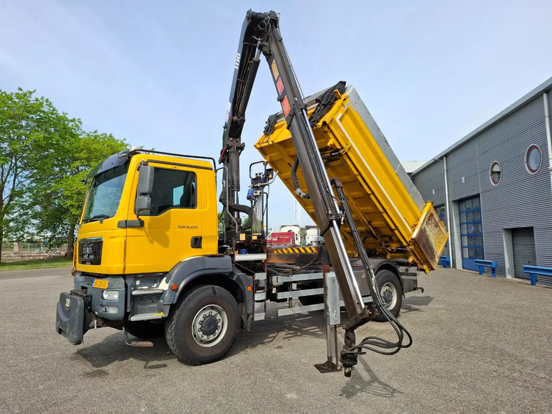 MAN TGM 18.250 / 4X4 / NL TRUCK / TUV:30-04-2026 / 118783 KM / HMF 1110 K2 / ROTATOR / GOOD TYRES / FULL-STEEL / DRUM BRAKES / MANUA - Istovarivač, Kamion sa dizalicom: slika 1 MAN TGM 18.250 / 4X4 / NL TRUCK / TUV:30-04-2026 / 118783 KM / HMF 1110 K2 / ROTATOR / GOOD TYRES / FULL-STEEL / DRUM BRAKES / MANUA - Istovarivač, Kamion sa dizalicom: slika 1