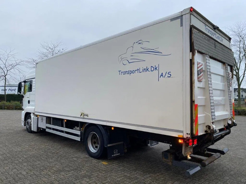 MAN TGS18.360 / HEATED BOX / FULL-AIR / PLATFORM / ONLY:392217 KM / MANUAL / EURO-4 / 2008 - Kamion sa zatvorenim sandukom: slika 3 MAN TGS18.360 / HEATED BOX / FULL-AIR / PLATFORM / ONLY:392217 KM / MANUAL / EURO-4 / 2008 - Kamion sa zatvorenim sandukom: slika 3