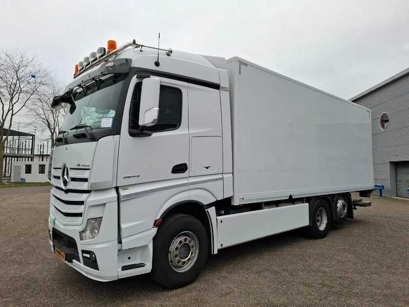 Mercedes-Benz Actros 2843 / NL TRUCK / TUV:08-01-2026 / LIFT+LENKACHSE / SMART TACHO / NAVI / PLATFORM 1500 KG / 2XBED / EURO-6 / 2015 - Kamion sa zatvorenim sandukom: slika 1 Mercedes-Benz Actros 2843 / NL TRUCK / TUV:08-01-2026 / LIFT+LENKACHSE / SMART TACHO / NAVI / PLATFORM 1500 KG / 2XBED / EURO-6 / 2015 - Kamion sa zatvorenim sandukom: slika 1