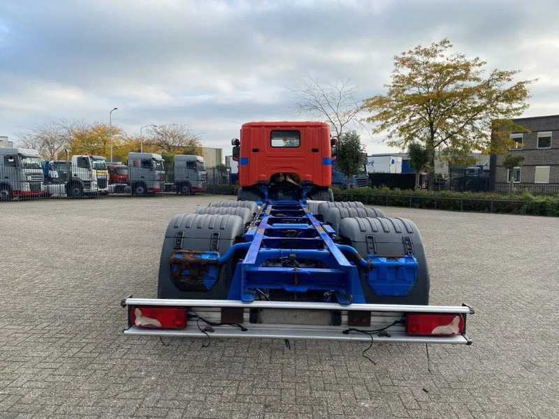 Scania G400 / 8X4 / 9TON FRONT AXLE / PTO / LIFT+LENKACHSE / ALCOA'S / AIRCO / MANUAL / EURO-5 / 2011 - Kamion sa golom šasijom i zatvorenom kabinom: slika 4 Scania G400 / 8X4 / 9TON FRONT AXLE / PTO / LIFT+LENKACHSE / ALCOA'S / AIRCO / MANUAL / EURO-5 / 2011 - Kamion sa golom šasijom i zatvorenom kabinom: slika 4