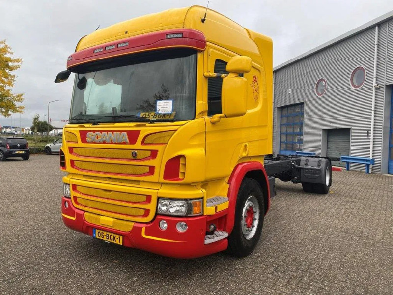 Scania P250 / NL TRUCK / LWDS / FULL-AIR / GOOD CONDITION / AUTOMATIC / EURO-6 / 2015 - Kamion sa golom šasijom i zatvorenom kabinom: slika 1 Scania P250 / NL TRUCK / LWDS / FULL-AIR / GOOD CONDITION / AUTOMATIC / EURO-6 / 2015 - Kamion sa golom šasijom i zatvorenom kabinom: slika 1