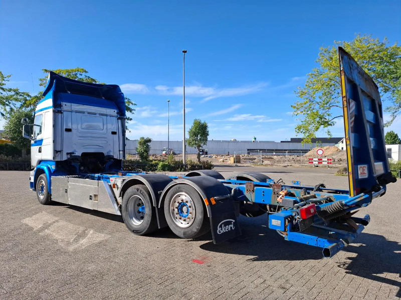 Scania R580 V8 / RETARDER / LIFT+LENKACHSE / FULL-AIR / PLATFORM 2000 KG / LEATHER / AIRCO / AUTOMATIC / EURO-6 / 2015 - Kamion sa golom šasijom i zatvorenom kabinom: slika 3 Scania R580 V8 / RETARDER / LIFT+LENKACHSE / FULL-AIR / PLATFORM 2000 KG / LEATHER / AIRCO / AUTOMATIC / EURO-6 / 2015 - Kamion sa golom šasijom i zatvorenom kabinom: slika 3
