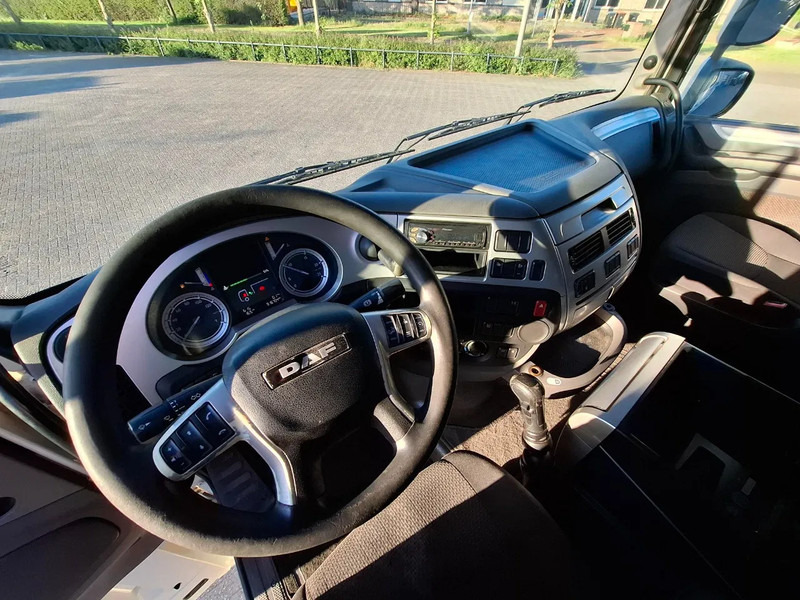 Tegljač DAF XF106-460 / INTARDER / DEB / MANUAL / AIRCO / CLEAN TRUCK / EURO-6 / 2014: slika 11