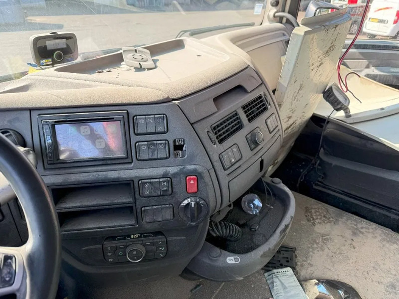 Tegljač DAF XF106-480 / ENGINE RUNNING / INTARDER / HYDRAULICS / ONLY:280248 KM / PARKCOOL / LWDS / AUTOMATIC / EURO-6 / 2022: slika 20 Tegljač DAF XF106-480 / ENGINE RUNNING / INTARDER / HYDRAULICS / ONLY:280248 KM / PARKCOOL / LWDS / AUTOMATIC / EURO-6 / 2022: slika 20