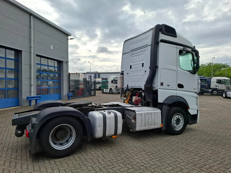 Mercedes-Benz Actros 1945 / DOUBLE TANK / ONLY:508736 KM / 2XBED / FRIDGE / AUTOMATIC / EURO-6 / 2015 - Tegljač: slika 5 Mercedes-Benz Actros 1945 / DOUBLE TANK / ONLY:508736 KM / 2XBED / FRIDGE / AUTOMATIC / EURO-6 / 2015 - Tegljač: slika 5