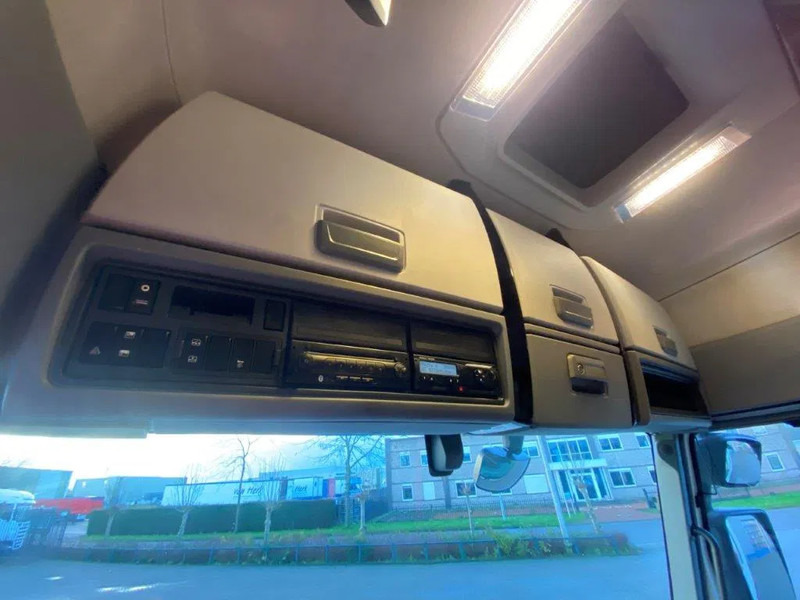 Tegljač Renault T480 COMFORT / DOUBLE TANK / LWDS / AIRCO / 2XBED / AUTOMATIC / EURO-6 / 2016: slika 17
