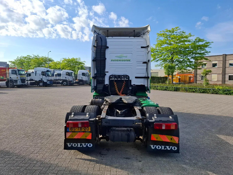 Volvo FH13-440 / NL TRUCK / AIRCO / WEBASTO PARKHEAT / AUTOMATIC / EURO-5 / 2007 - Tegljač: slika 4 Volvo FH13-440 / NL TRUCK / AIRCO / WEBASTO PARKHEAT / AUTOMATIC / EURO-5 / 2007 - Tegljač: slika 4