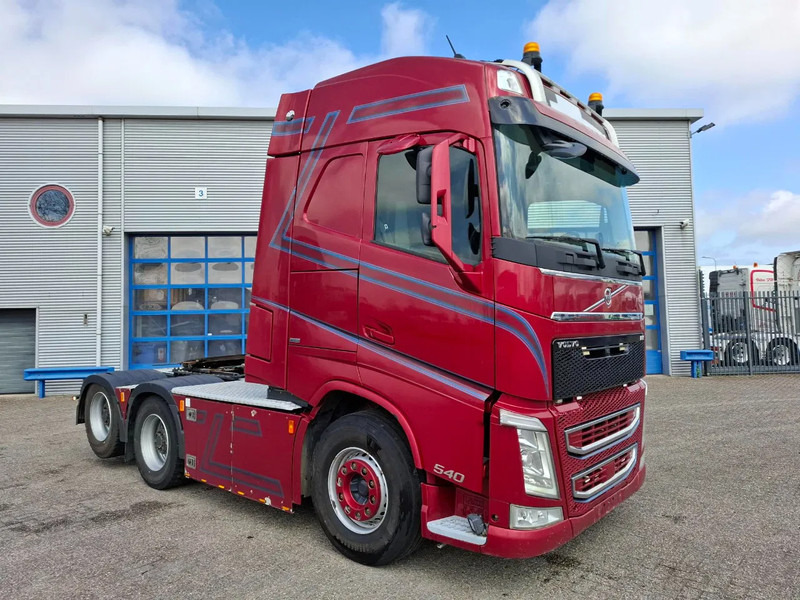 Volvo FH4-540 / 6X4 / BIG AXLE / HYDRAULICS / VEB+ / DYNAMIC STEERING / NAVI / ACC / LWDS / FULL-AIR / LEATHER / AUTOMATIC / EURO-6 / - Tegljač: slika 2 Volvo FH4-540 / 6X4 / BIG AXLE / HYDRAULICS / VEB+ / DYNAMIC STEERING / NAVI / ACC / LWDS / FULL-AIR / LEATHER / AUTOMATIC / EURO-6 / - Tegljač: slika 2