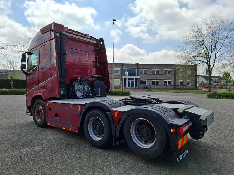Volvo FH4-540 / 6X4 / BIG AXLE / HYDRAULICS / VEB+ / DYNAMIC STEERING / NAVI / ACC / LWDS / FULL-AIR / LEATHER / AUTOMATIC / EURO-6 / - Tegljač: slika 3 Volvo FH4-540 / 6X4 / BIG AXLE / HYDRAULICS / VEB+ / DYNAMIC STEERING / NAVI / ACC / LWDS / FULL-AIR / LEATHER / AUTOMATIC / EURO-6 / - Tegljač: slika 3