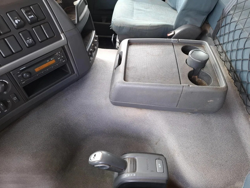Tegljač Volvo FM11-410 / RETARDER / AIRCO / AUTOMATIC / EURO-5 / 2011: slika 20 Tegljač Volvo FM11-410 / RETARDER / AIRCO / AUTOMATIC / EURO-5 / 2011: slika 20
