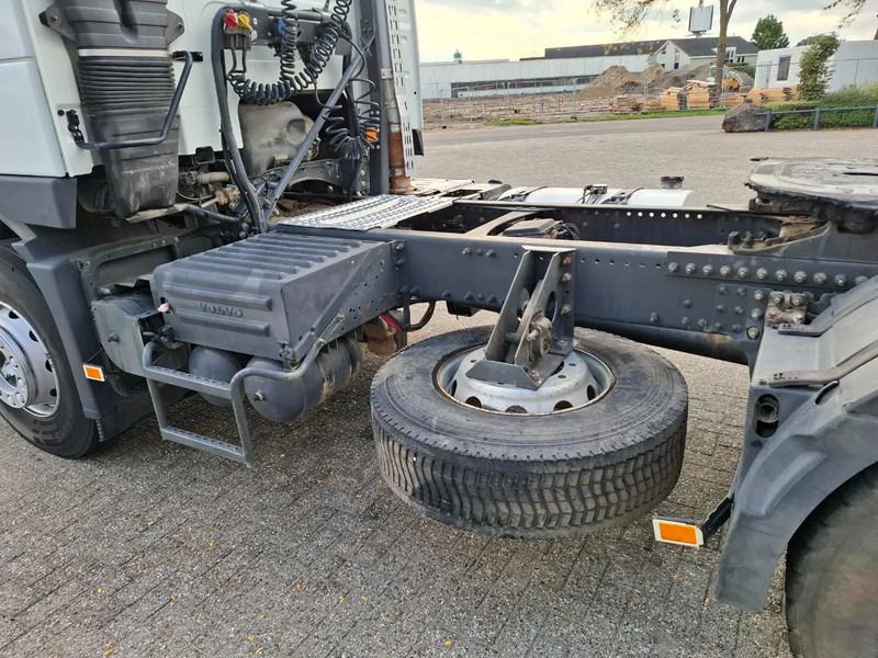 Tegljač Volvo FM11-410 / RETARDER / AIRCO / AUTOMATIC / EURO-5 / 2011: slika 8 Tegljač Volvo FM11-410 / RETARDER / AIRCO / AUTOMATIC / EURO-5 / 2011: slika 8