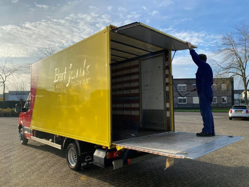 Volkswagen Crafter / NL VAN / PLATFORM / DOUBLE AIR REAR / TEMPOMAAT / AIRCO / ONLY:228596 KM / MANUAL / EURO- / 2015 - Furgon: slika 4 Volkswagen Crafter / NL VAN / PLATFORM / DOUBLE AIR REAR / TEMPOMAAT / AIRCO / ONLY:228596 KM / MANUAL / EURO- / 2015 - Furgon: slika 4