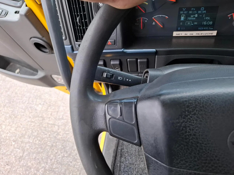 Kamion sa zatvorenim sandukom Volvo FH13-420 / NL TRUCK / PLATFORM 2000KG / AIRCO / FRIDGE / AUTOMATIC / EURO-5 / 2010: slika 18