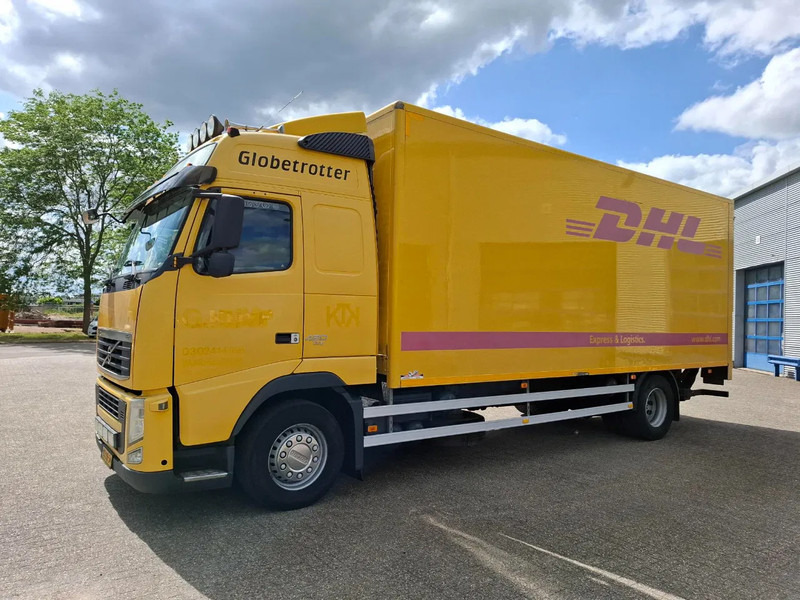 Volvo FH13-420 / NL TRUCK / PLATFORM 2000KG / AIRCO / FRIDGE / AUTOMATIC / EURO-5 / 2010 - Kamion sa zatvorenim sandukom: slika 1 Volvo FH13-420 / NL TRUCK / PLATFORM 2000KG / AIRCO / FRIDGE / AUTOMATIC / EURO-5 / 2010 - Kamion sa zatvorenim sandukom: slika 1