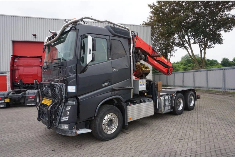 Volvo FH16-750 / ENGINE RUNNING / 6x4 / RETARDER / BIG AXLE / VEB+ / PALFINGER FD250 / EURO-6 / 2016 - Šticar, Kamion sa dizalicom: slika 2 Volvo FH16-750 / ENGINE RUNNING / 6x4 / RETARDER / BIG AXLE / VEB+ / PALFINGER FD250 / EURO-6 / 2016 - Šticar, Kamion sa dizalicom: slika 2